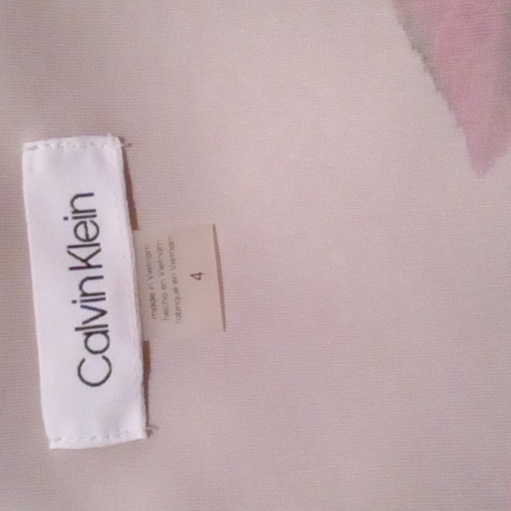 Calvin Klein ,Size 4 ,Beige . - Picture 7 of 8